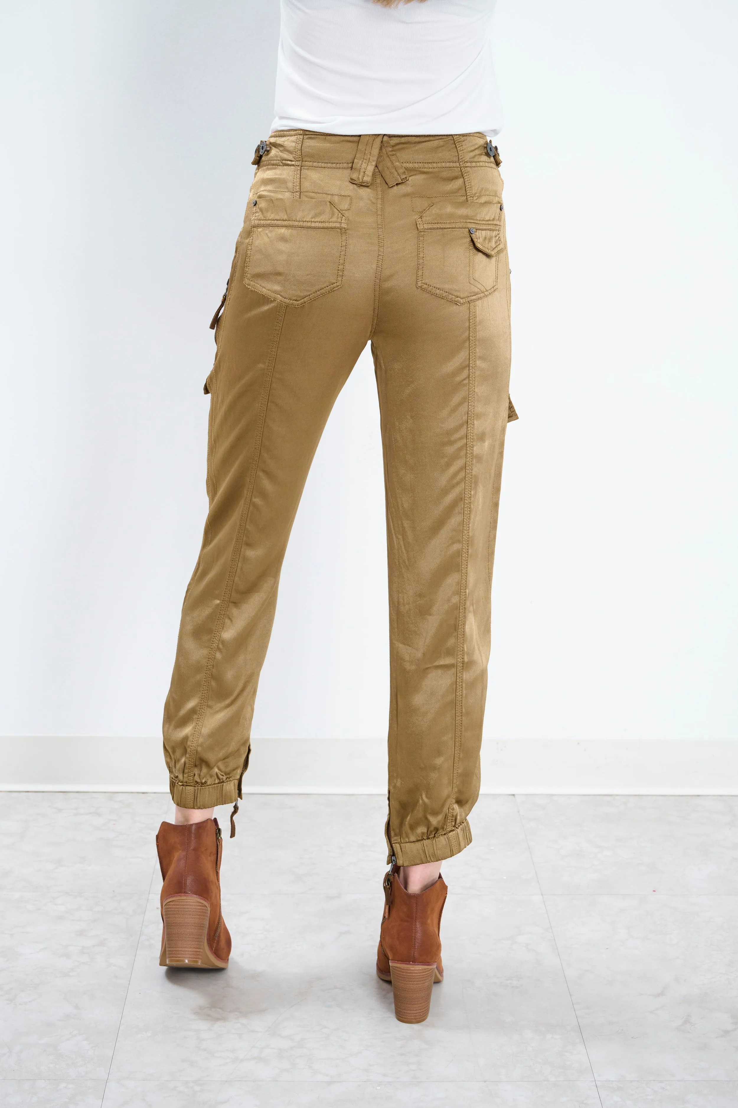 Axel Viscose Satin Jogger