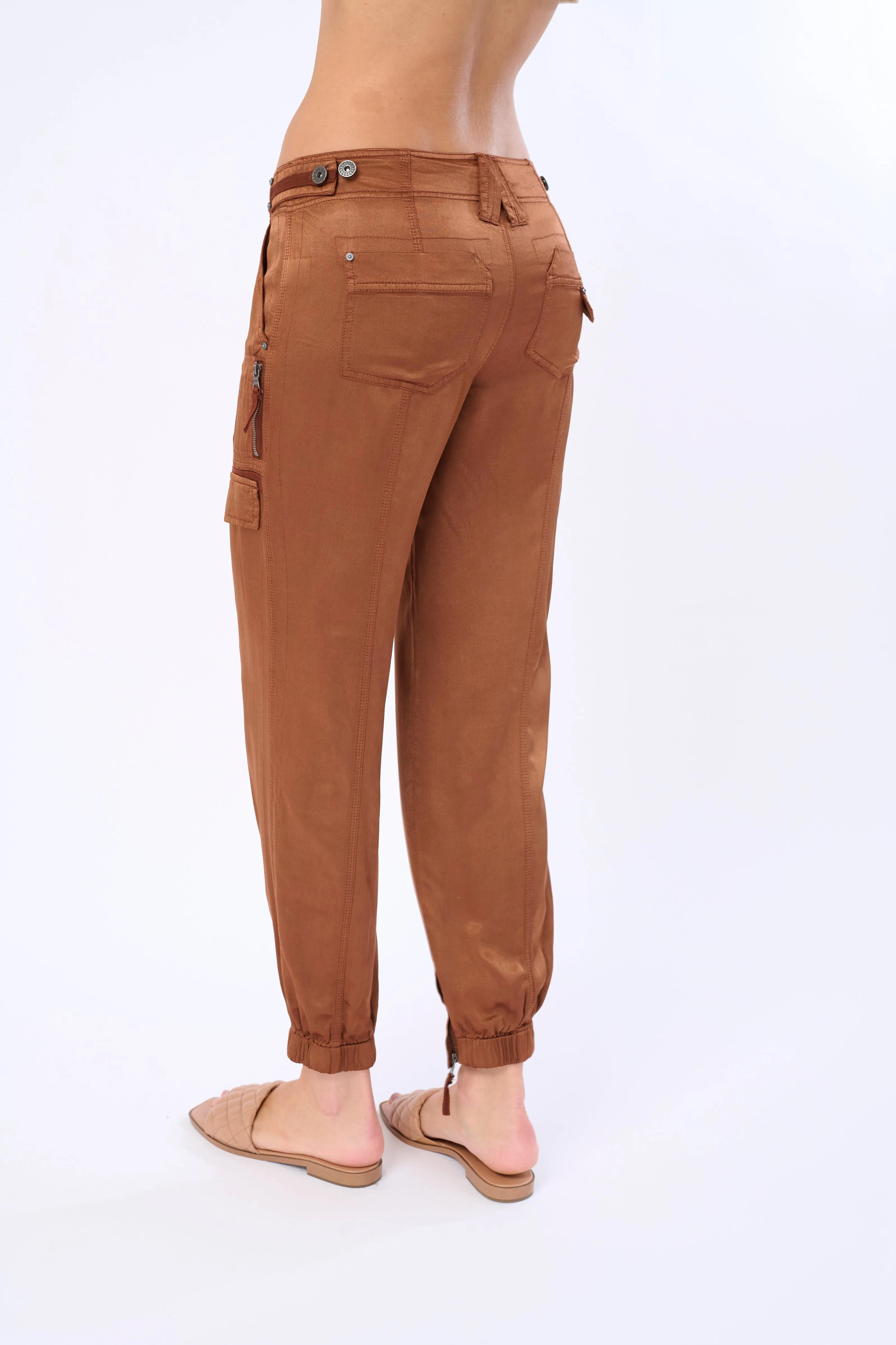 Axel Viscose Satin Jogger