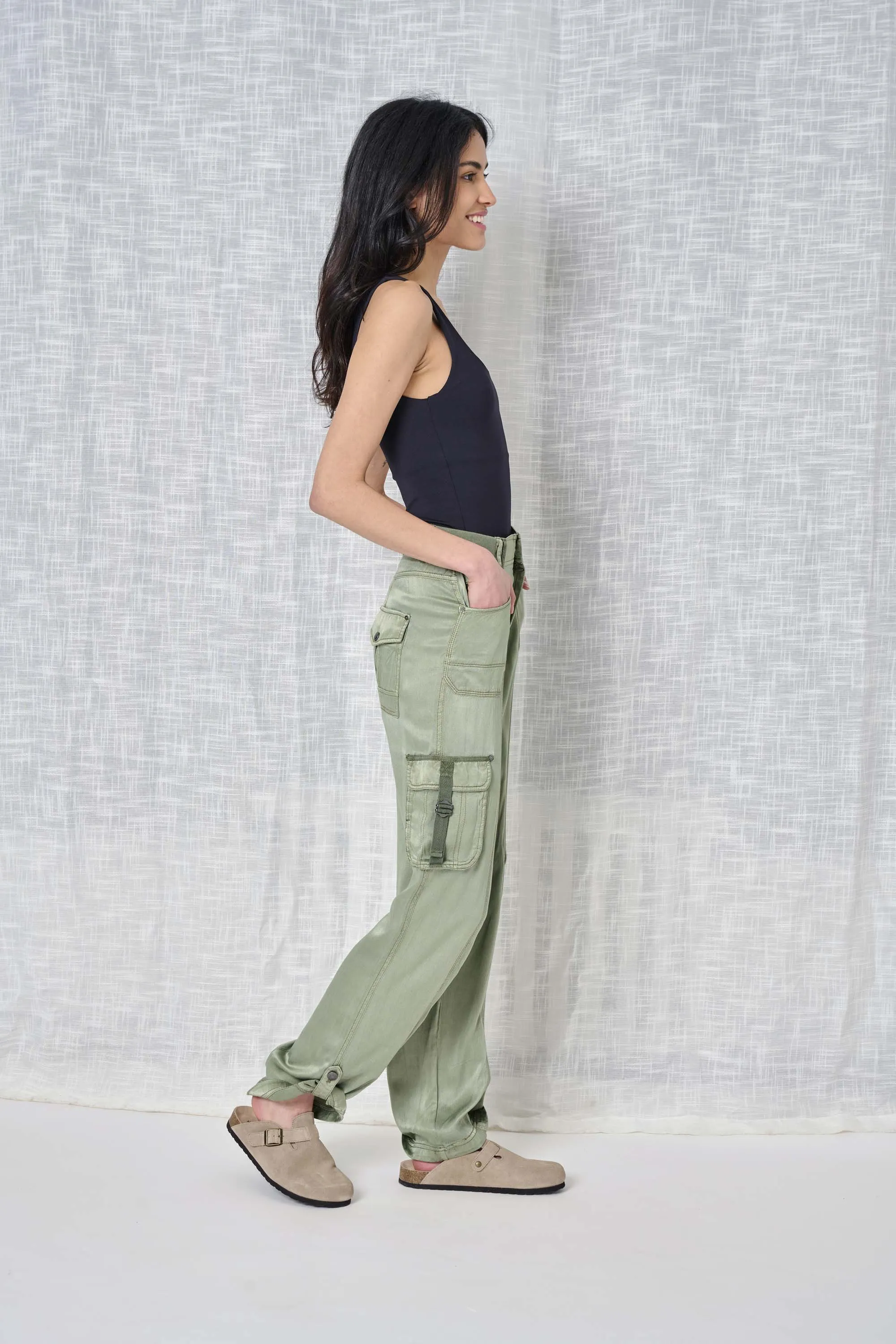 Declan Solid Cupro Pant